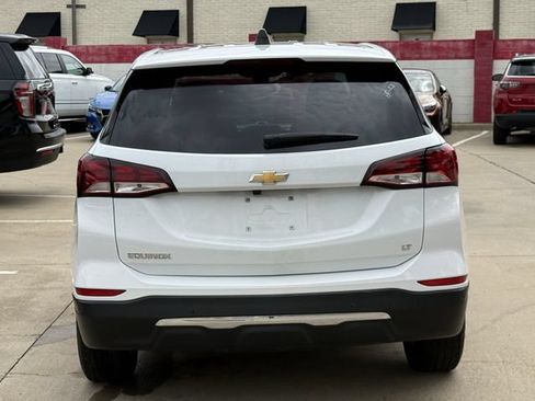 Used 2024 Chevrolet Equinox LT FWD image 5