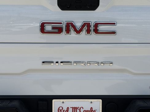 Used 2025 GMC Sierra 1500 AT4X image 11
