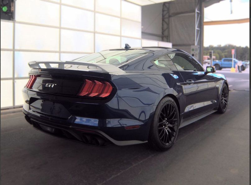 Used 2020 Ford Mustang GT RWD image 2