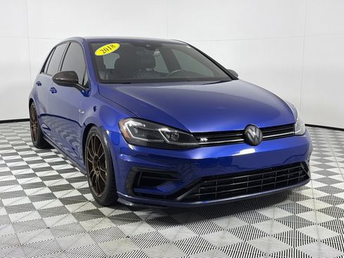 Used 2018 Volkswagen Golf R 4-Door image 3