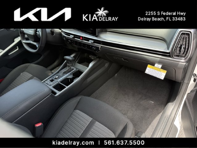 New 2026 Kia Sorento LX FWD image 9