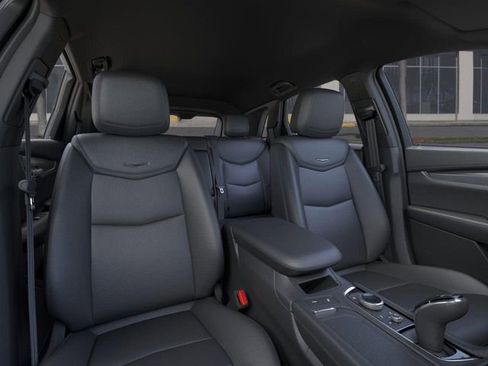 New 2025 Cadillac XT5 Luxury w/ LPO, Floor Liner Package image 16