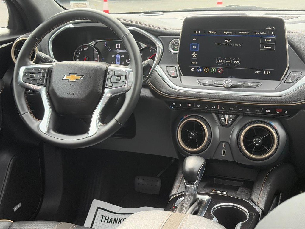 Used 2023 Chevrolet Blazer Premier w/ Driver Confidence II Package AWD/4WD image 13
