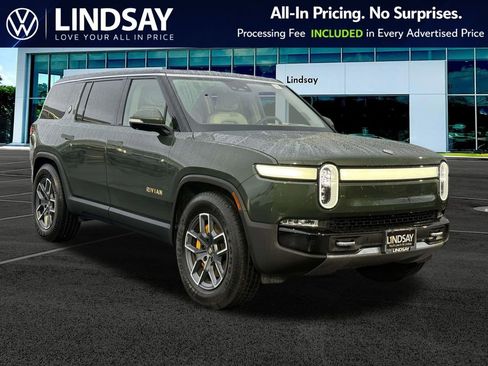 Used 2023 Rivian R1S Adventure AWD/4WD image 1