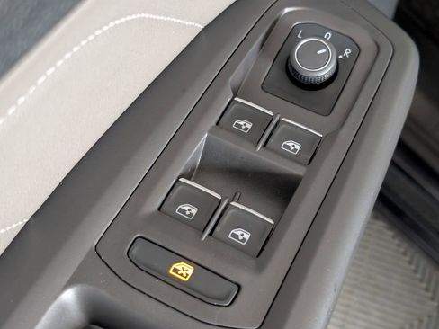 Used 2022 Volkswagen Atlas SE image 24