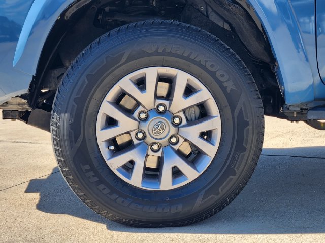 Used 2019 Toyota Tacoma SR5 RWD image 10