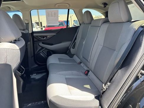 Used 2023 Subaru Outback Premium AWD/4WD image 15