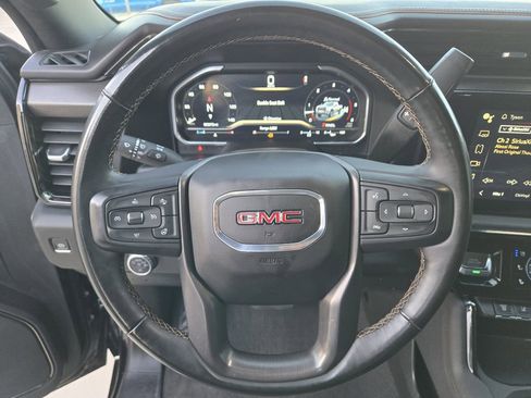 Used 2024 GMC Sierra 2500 AT4 w/ AT4 Premium Plus Package AWD/4WD image 14
