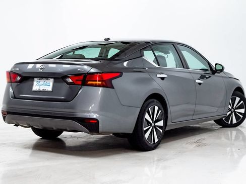 Used 2022 Nissan Altima 2.5 SV FWD image 28
