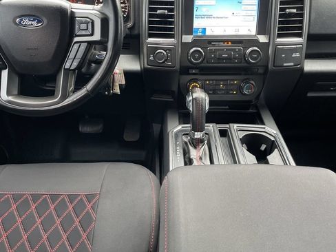 Used 2017 Ford F150 XLT w/ Equipment Group 302A Luxury AWD/4WD image 17