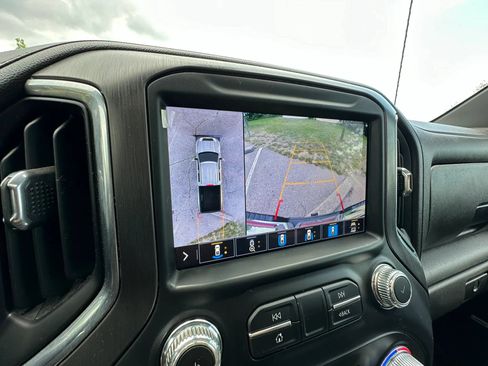 Used 2022 GMC Sierra 3500 AT4 w/ AT4 Premium Plus Package AWD/4WD image 17