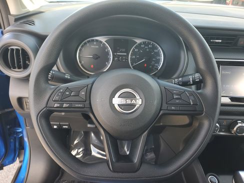 Used 2023 Nissan Kicks S image 24