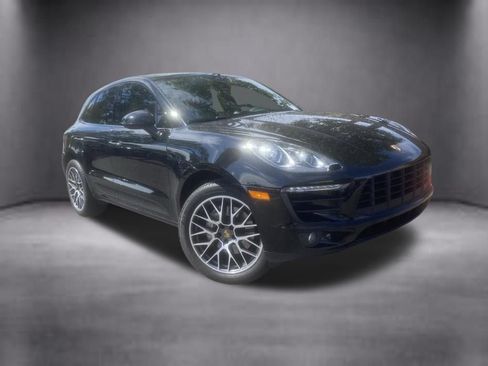 Used 2018 Porsche Macan S AWD/4WD image 2