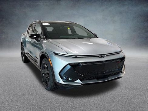 New 2026 Chevrolet Equinox EV RS AWD/4WD image 4