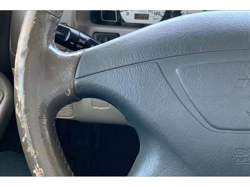 Used 2004 Mitsubishi Montero Sport XLS image 20