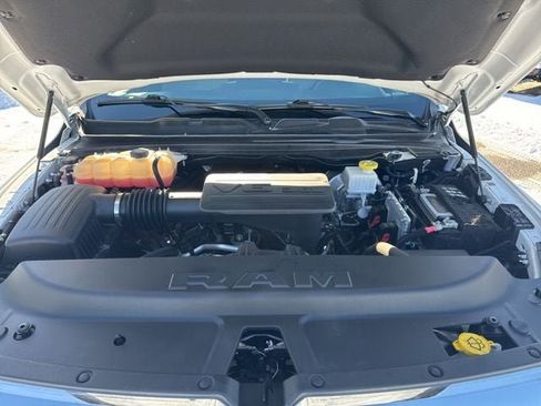 Used 2022 RAM 1500 Big Horn image 9