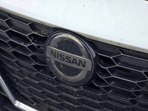 Used 2021 Nissan Sentra SV FWD image 16