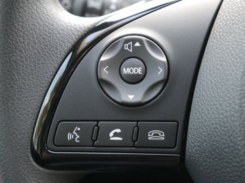 New 2025 Mitsubishi Eclipse Cross LE image 22