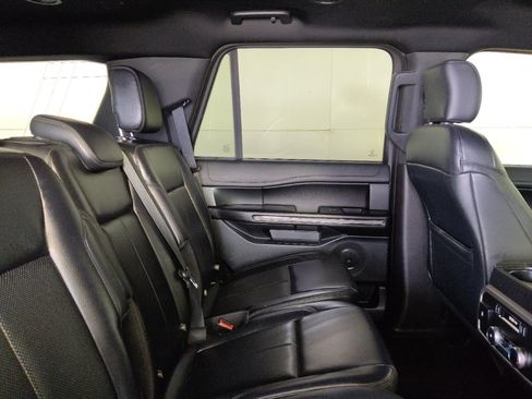 Used 2019 Ford Expedition XLT w/ Equipment Group 201A RWD image 19