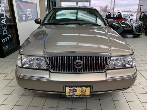 Used 2005 Mercury Grand Marquis GS image 3