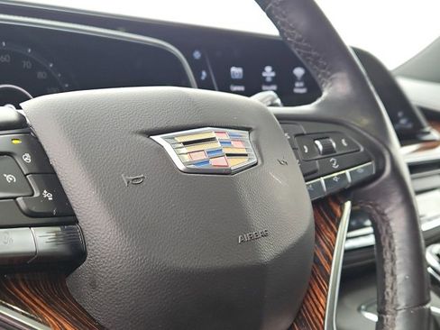 Used 2021 Cadillac Escalade Premium Luxury image 34