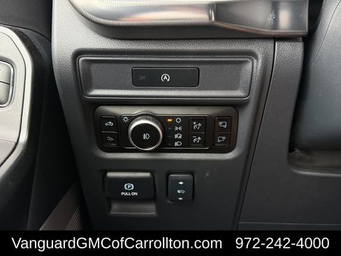 Used 2025 Ford F150 Raptor AWD/4WD image 25