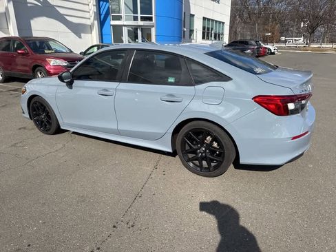 Used 2023 Honda Civic Sport image 17