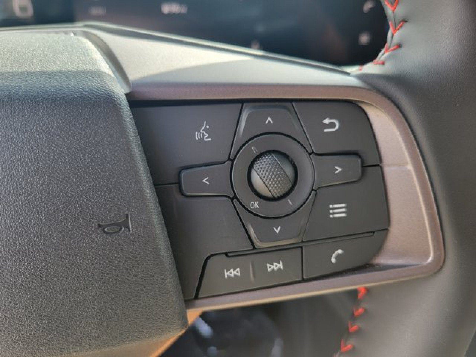 Used 2026 Nissan Sentra SR w/ Floor Mat Package FWD image 22
