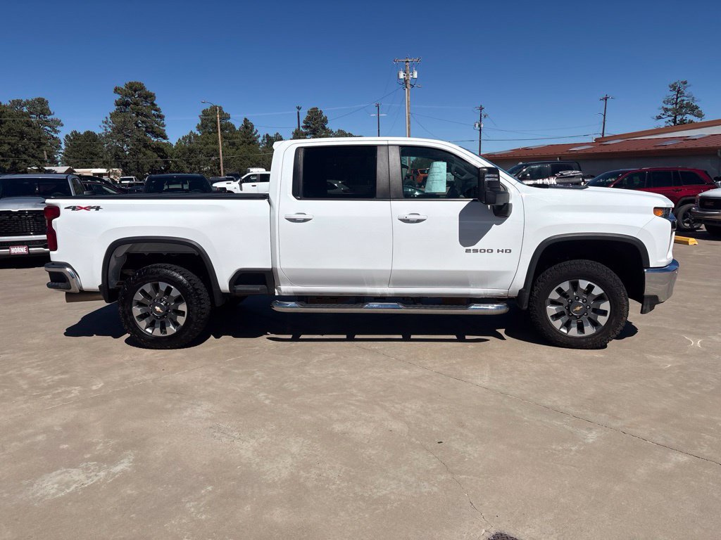 Used 2022 Chevrolet Silverado 2500 LT w/ All Star Edition AWD/4WD image 10