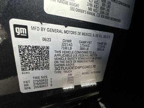 Used 2023 GMC Sierra 1500 SLT w/ SLT Premium Package AWD/4WD image 29