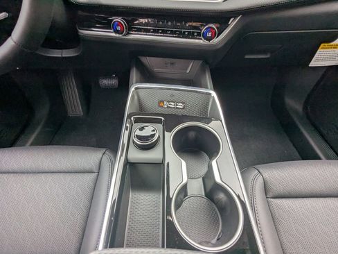 New 2026 Chevrolet Equinox LT w/ Convenience Package II image 20