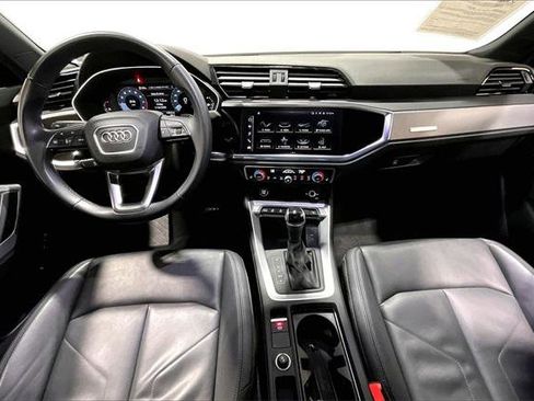 Certified 2023 Audi Q3 2.0T Premium image 14