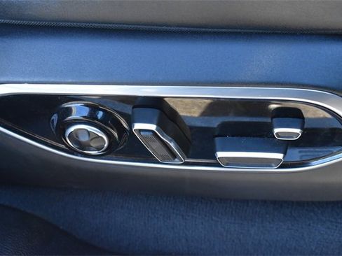 Used 2021 Jeep Grand Cherokee L Summit w/ Luxury Tech Group V image 14