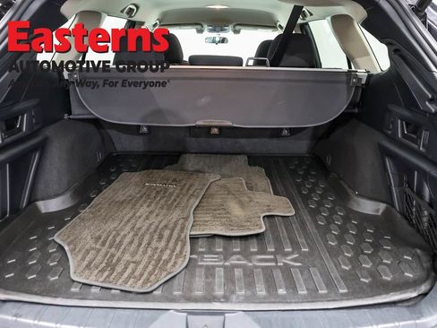 Used 2021 Subaru Outback Premium AWD/4WD image 9