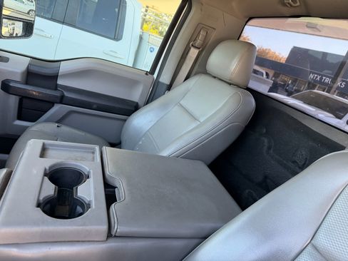 Used 2019 Ford F250 XL w/ Power Equipment Group image 26