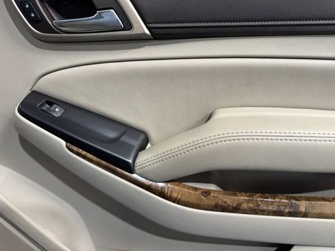 Used 2016 GMC Yukon Denali w/ Open Road Package image 7