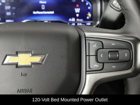 Used 2023 Chevrolet Silverado 1500 LT AWD/4WD image 10