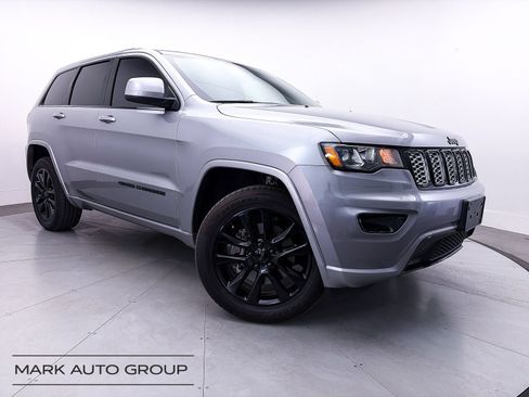 Used 2021 Jeep Grand Cherokee Laredo X AWD/4WD image 1