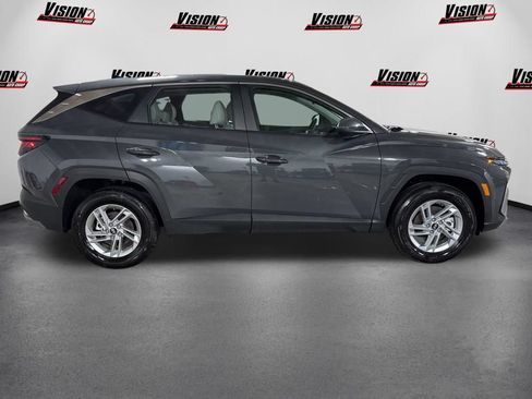 Used 2026 Hyundai Tucson SE AWD/4WD image 4
