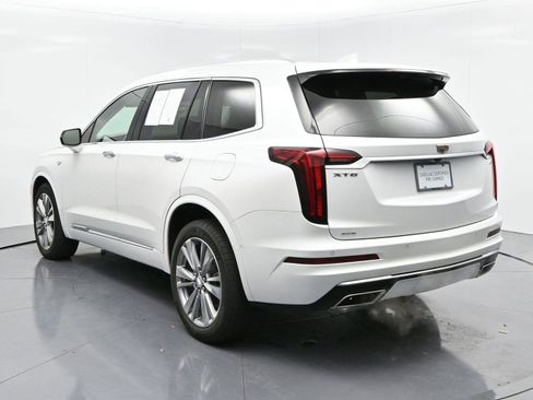 Certified 2023 Cadillac XT6 Premium Luxury w/ Technology Package image 5