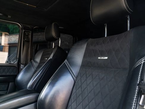 Used 2017 Mercedes-Benz G 550 Squared image 24