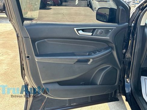 Used 2024 Ford Edge Titanium AWD/4WD image 20