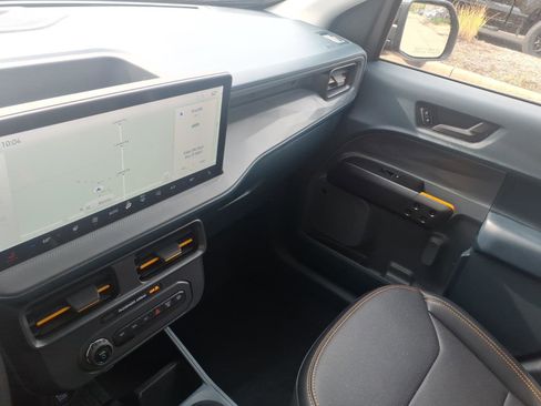 Used 2025 Ford Maverick Tremor AWD/4WD image 20