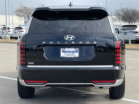 Used 2026 Hyundai Palisade Calligraphy image 5