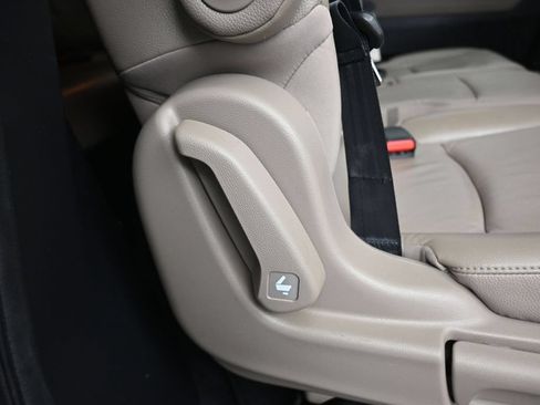 Used 2018 Honda Odyssey Elite image 53