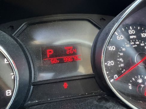 Used 2017 Kia Sedona LX image 6