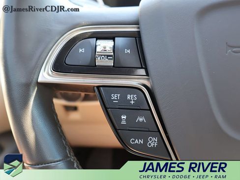Used 2019 Lincoln Nautilus Reserve AWD/4WD image 27