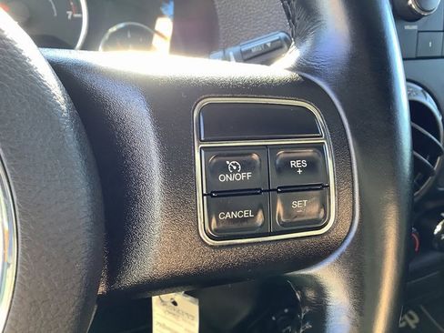 Used 2012 Jeep Wrangler Unlimited Sport image 12