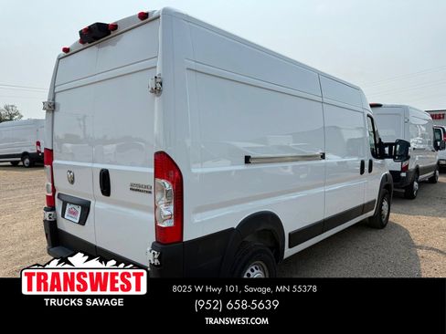 Used 2023 RAM ProMaster 2500 FWD image 3