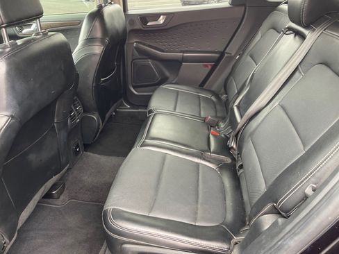 Used 2020 Ford Escape Titanium AWD/4WD image 12